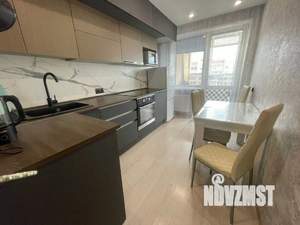 1-к квартира, посуточно, 53м2, 1/1 этаж