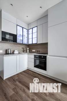 1-к квартира, посуточно, 37м2, 7/25 этаж