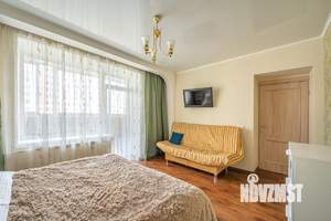 2-к квартира, посуточно, 75м2, 1/1 этаж