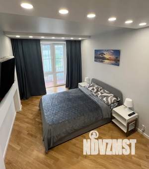 1-к квартира, посуточно, 52м2, 2/5 этаж