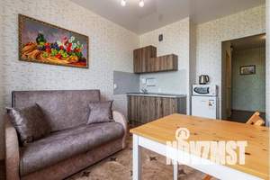 2-к квартира, посуточно, 40м2, 1/25 этаж