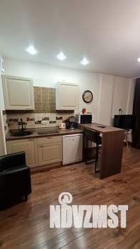 Студия квартира, посуточно, 35м2, 6/19 этаж