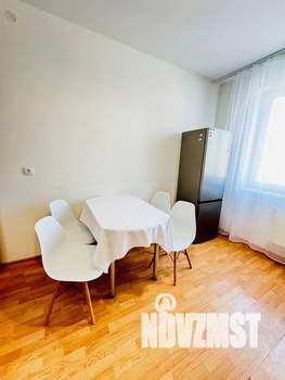 2-к квартира, посуточно, 80м2, 21/23 этаж