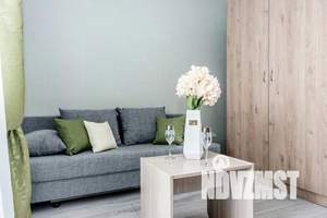 2-к квартира, посуточно, 50м2, 3/33 этаж