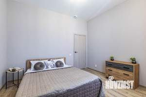 2-к квартира, посуточно, 42м2, 21/23 этаж