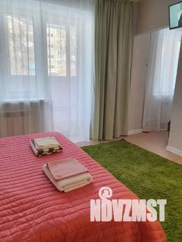 1-к квартира, посуточно, 40м2, 1/16 этаж