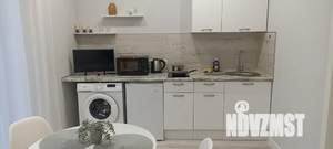 Студия квартира, посуточно, 30м2, 10/20 этаж