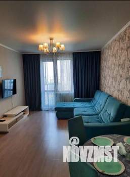 2-к квартира, посуточно, 60м2, 1/1 этаж