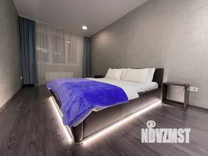 1-к квартира, посуточно, 49м2, 25/30 этаж