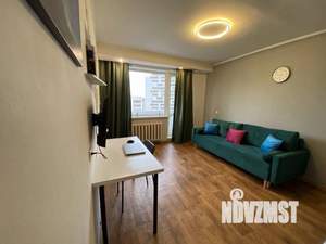 1-к квартира, посуточно, 35м2, 1/1 этаж