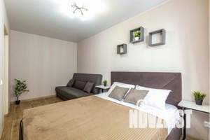 2-к квартира, посуточно, 45м2, 12/35 этаж