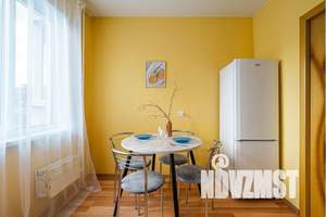 1-к квартира, посуточно, 40м2, 9/16 этаж