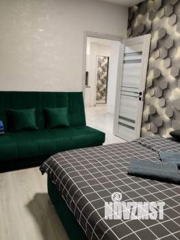 2-к квартира, посуточно, 70м2, 1/1 этаж