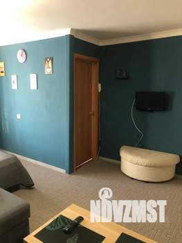 1-к квартира, посуточно, 32м2, 3/5 этаж