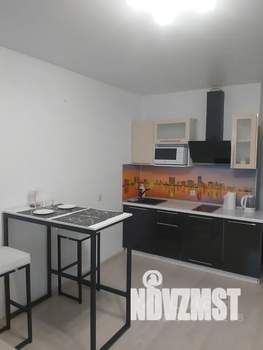 Студия квартира, посуточно, 32м2, 15/25 этаж