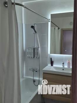 Студия квартира, посуточно, 25м2, 13/14 этаж