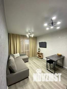 2-к квартира, посуточно, 47м2, 21/25 этаж