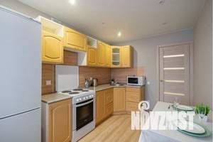 1-к квартира, посуточно, 38м2, 4/14 этаж