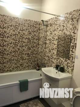 Студия квартира, посуточно, 30м2, 10/25 этаж