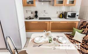2-к квартира, посуточно, 48м2, 1/1 этаж