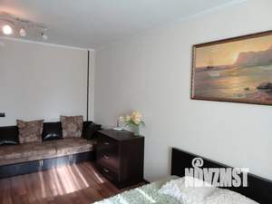 1-к квартира, посуточно, 50м2, 2/19 этаж