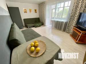 3-к квартира, посуточно, 65м2, 3/10 этаж