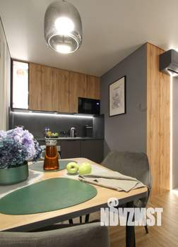 1-к квартира, посуточно, 42м2, 33/33 этаж