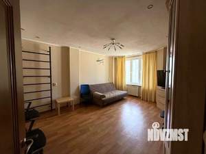 3-к квартира, посуточно, 60м2, 1/1 этаж