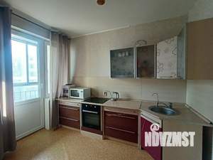 1-к квартира, посуточно, 39м2, 8/10 этаж