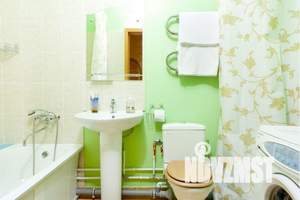 1-к квартира, посуточно, 40м2, 2/25 этаж