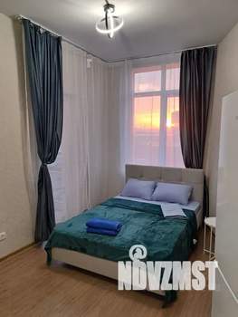 Студия квартира, посуточно, 34м2, 7/17 этаж