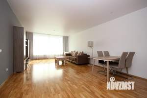 2-к квартира, посуточно, 72м2, 1/1 этаж