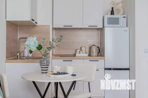 Студия квартира, посуточно, 28м2, 7/25 этаж