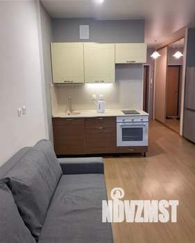 Студия квартира, посуточно, 30м2, 2/25 этаж