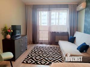 1-к квартира, посуточно, 38м2, 9/16 этаж