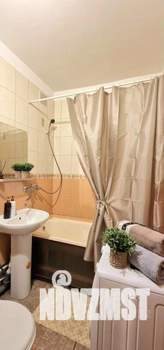 2-к квартира, посуточно, 45м2, 1/1 этаж