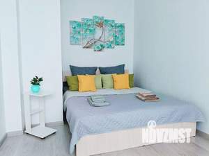 1-к квартира, посуточно, 37м2, 25/25 этаж