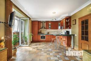 3-к квартира, на длительный срок, 121м2, 3/8 этаж