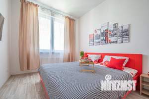 1-к квартира, посуточно, 43м2, 1/1 этаж