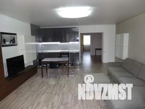 3-к квартира, на длительный срок, 104м2, 4/6 этаж