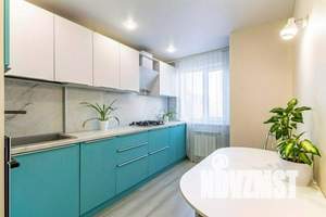 3-к квартира, посуточно, 58м2, 3/9 этаж