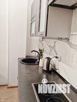 Студия квартира, посуточно, 30м2, 23/25 этаж