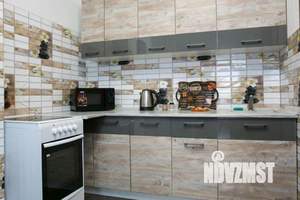 2-к квартира, посуточно, 50м2, 1/1 этаж