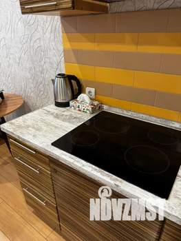 Студия квартира, посуточно, 35м2, 11/25 этаж