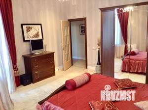 3-к квартира, посуточно, 105м2, 3/8 этаж