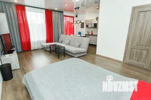 1-к квартира, посуточно, 37м2, 1/1 этаж