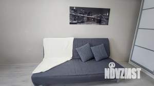 1-к квартира, посуточно, 38м2, 1/9 этаж