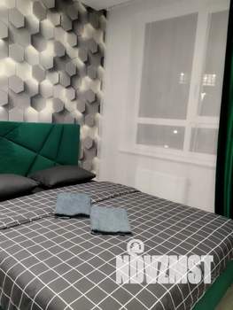 2-к квартира, посуточно, 70м2, 1/25 этаж