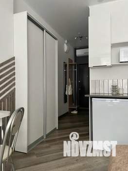 Студия квартира, посуточно, 28м2, 3/15 этаж