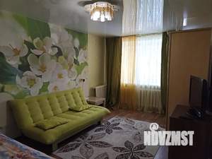 1-к квартира, посуточно, 35м2, 1/9 этаж